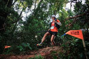 BIB: 428
                            <button type="button" onclick="openModal(22620371)" class="btn btn-primary btn-sm float-right btn-popup" data-toggle="modal" data-target=".modal-high-quality">
                        <i class="fas fa-shopping-cart"></i> Add to Cart
                    </button>
                                            <button type="button" onclick="isThisMe(22620371, true)" class="btn btn-success btn-sm float-right btn-popup btn-isme hidden" data-toggle="tooltip" data-placement="bottom" title="นี่คือรูปของคุณใช่ไหม คลิกที่นี่เพื่อเอาเข้าอัลบั้ม">
                        <i class="fas fa-plus"></i> Add to album
                    </button>
                    <button type="button" onclick="isThisMe(22620371, false)" class="btn btn-warning btn-sm float-right btn-popup btn-isnotme hidden">
                        <i class="fas fa-ban"></i> Remove from album
                    </button>